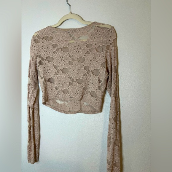 Foreign Exchange see through long sleeve SIZE L - Picture 3 of 3